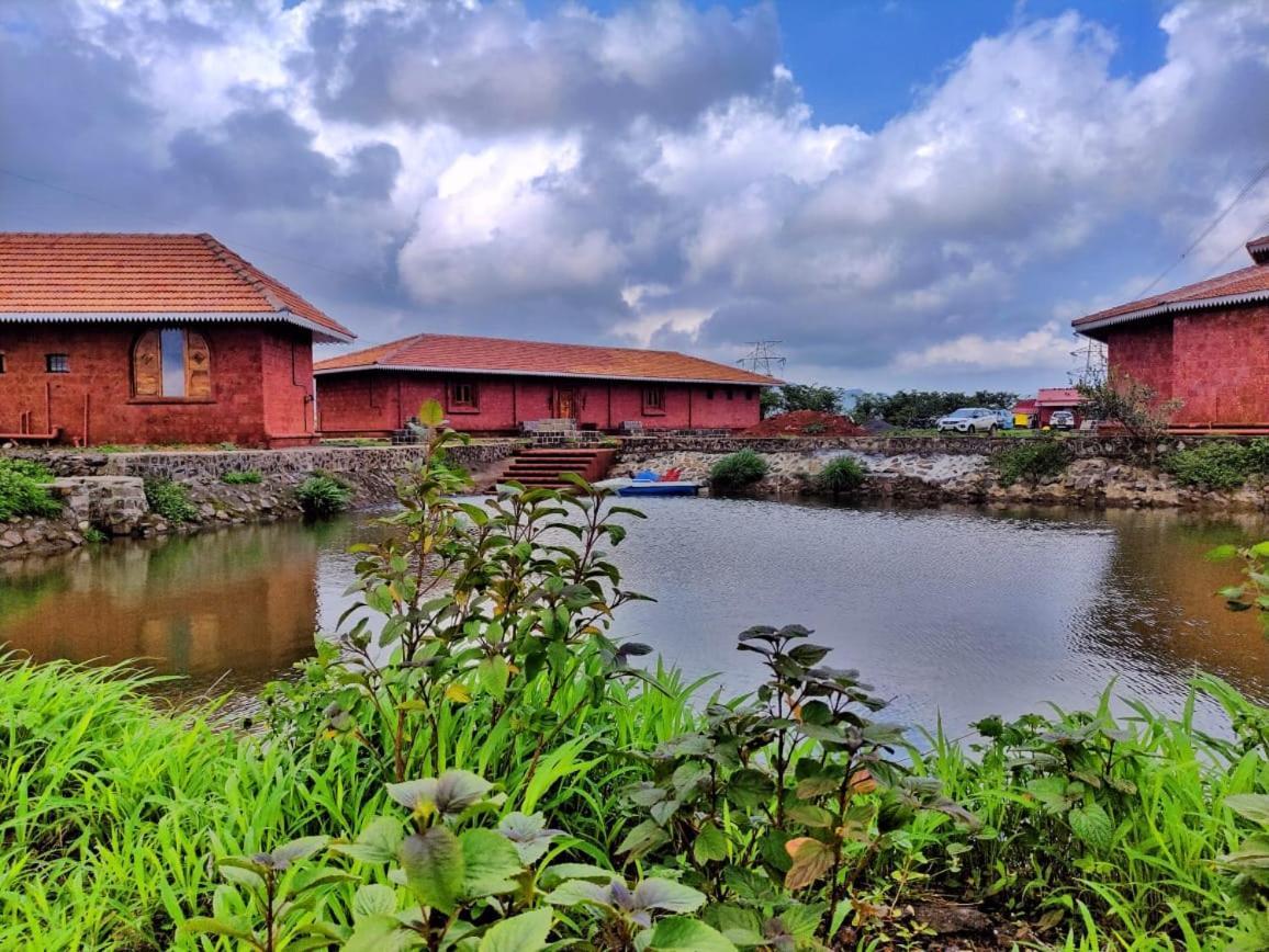 Umbartha Resort Naneghat Ghātghar Exterior foto