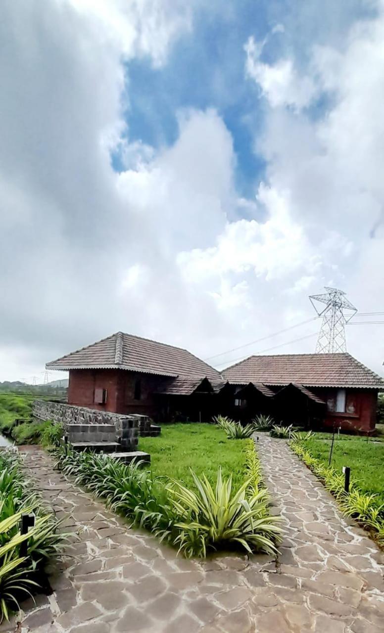 Umbartha Resort Naneghat Ghātghar Exterior foto